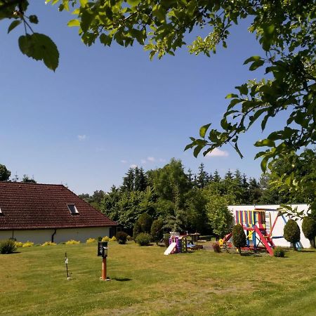 Camping & Guest House Pliskovice Mirovice Luaran gambar