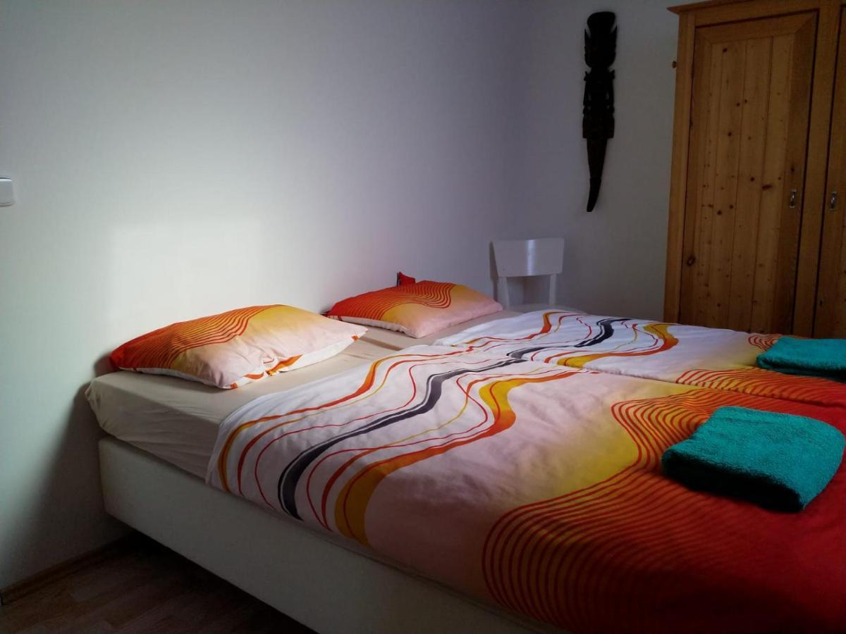 Camping & Guest House Pliskovice Mirovice Luaran gambar